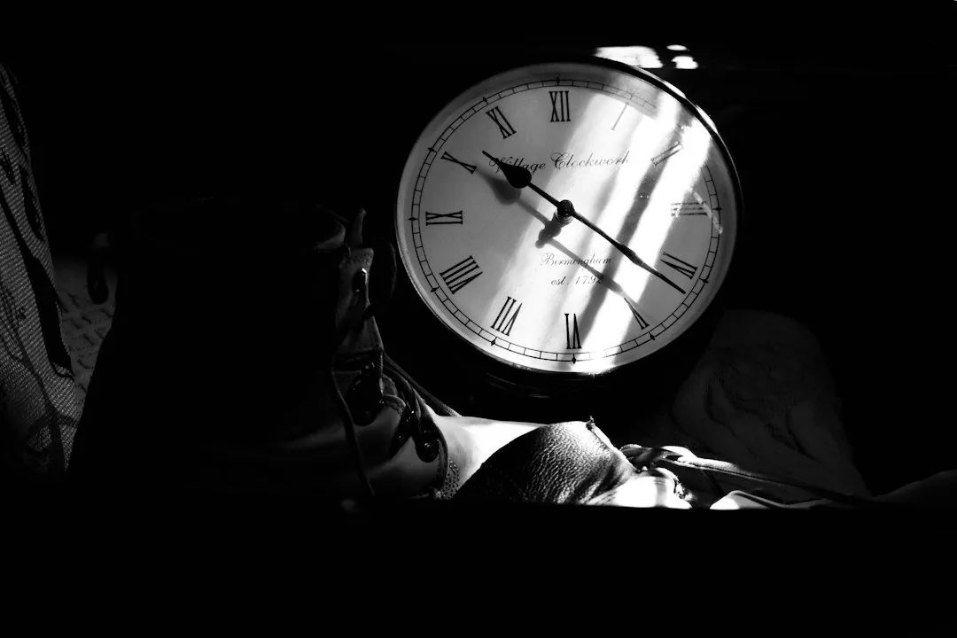 Reloj analógico como referencia para planificar el primer turno nocturno